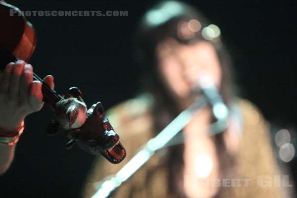 BAT FOR LASHES - 2007-10-24 - PARIS - Trabendo - 